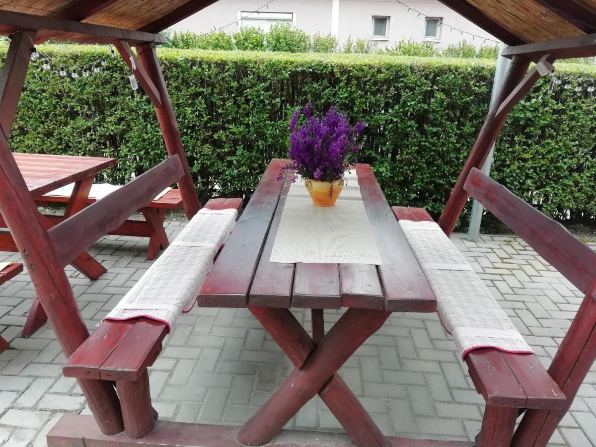 Vadasztanya Fogado Apartment Egerszalok Bagian luar foto